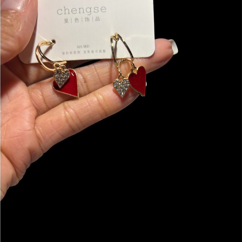Chengse Gold and Red Heart Earrings